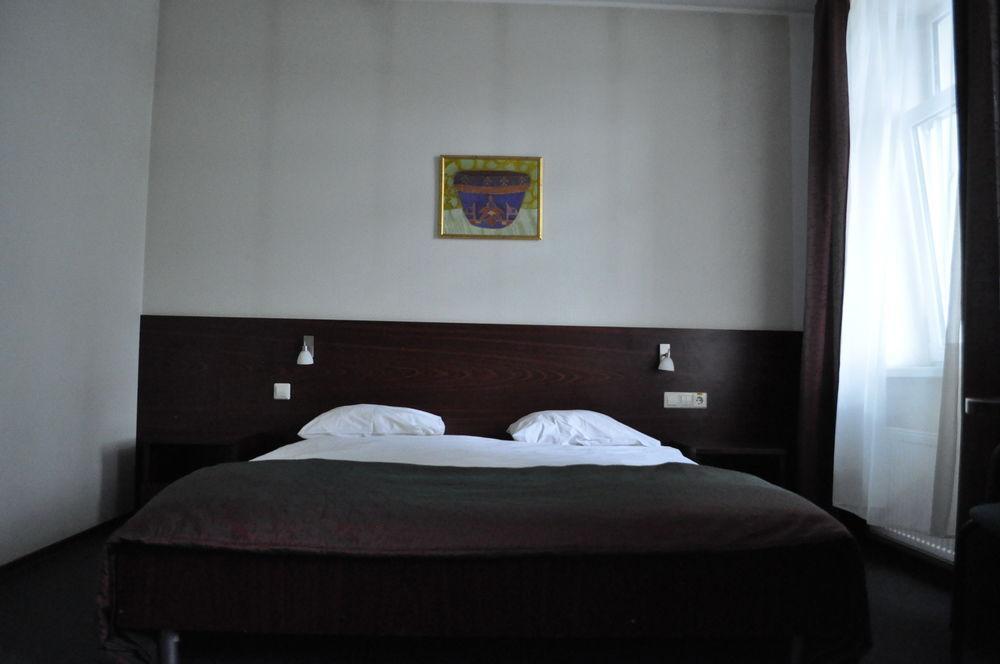 Hotel Albatross Рига Екстериор снимка