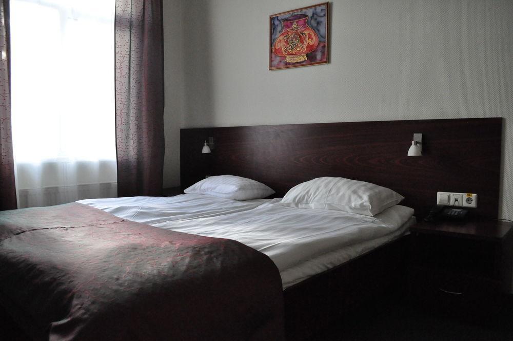 Hotel Albatross Рига Екстериор снимка