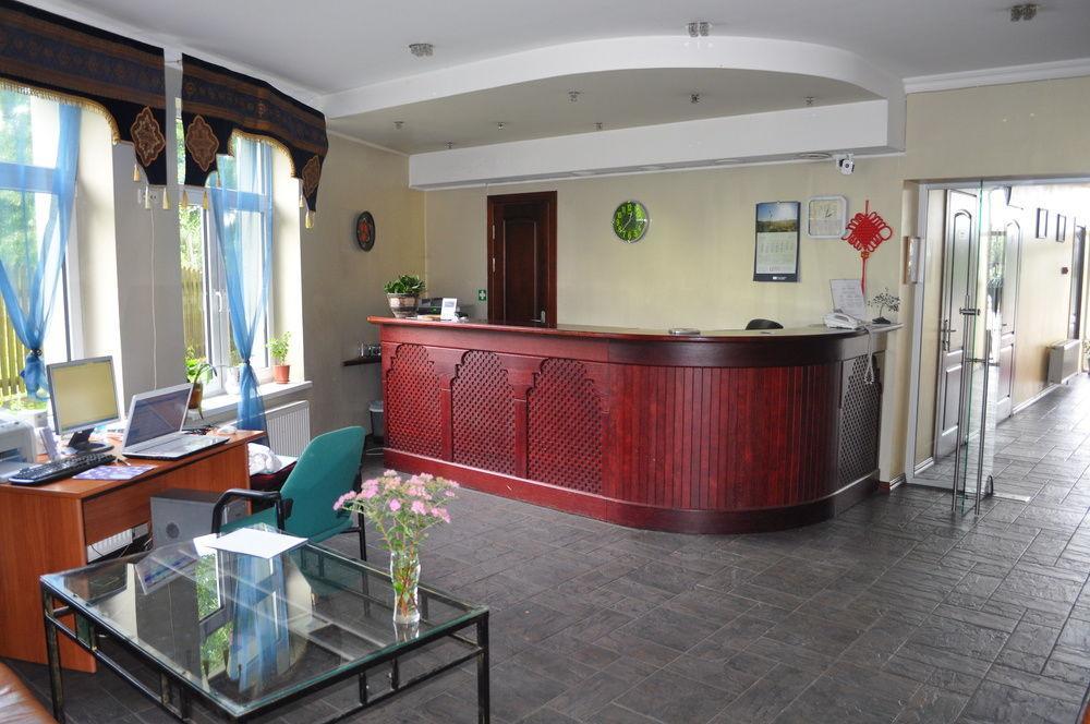 Hotel Albatross Рига Екстериор снимка