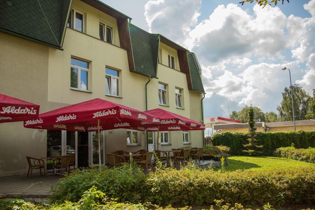Hotel Albatross Рига Екстериор снимка