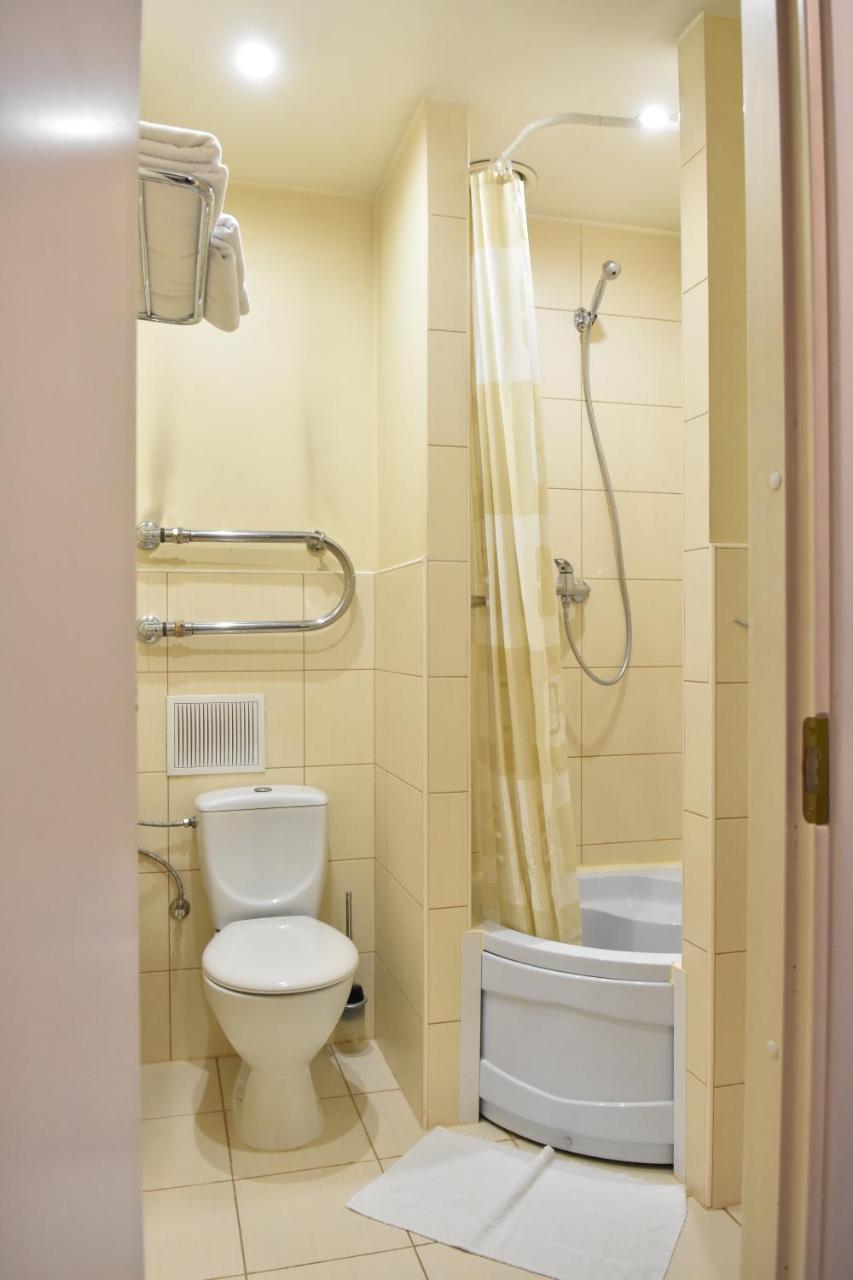 Hotel Albatross Рига Екстериор снимка