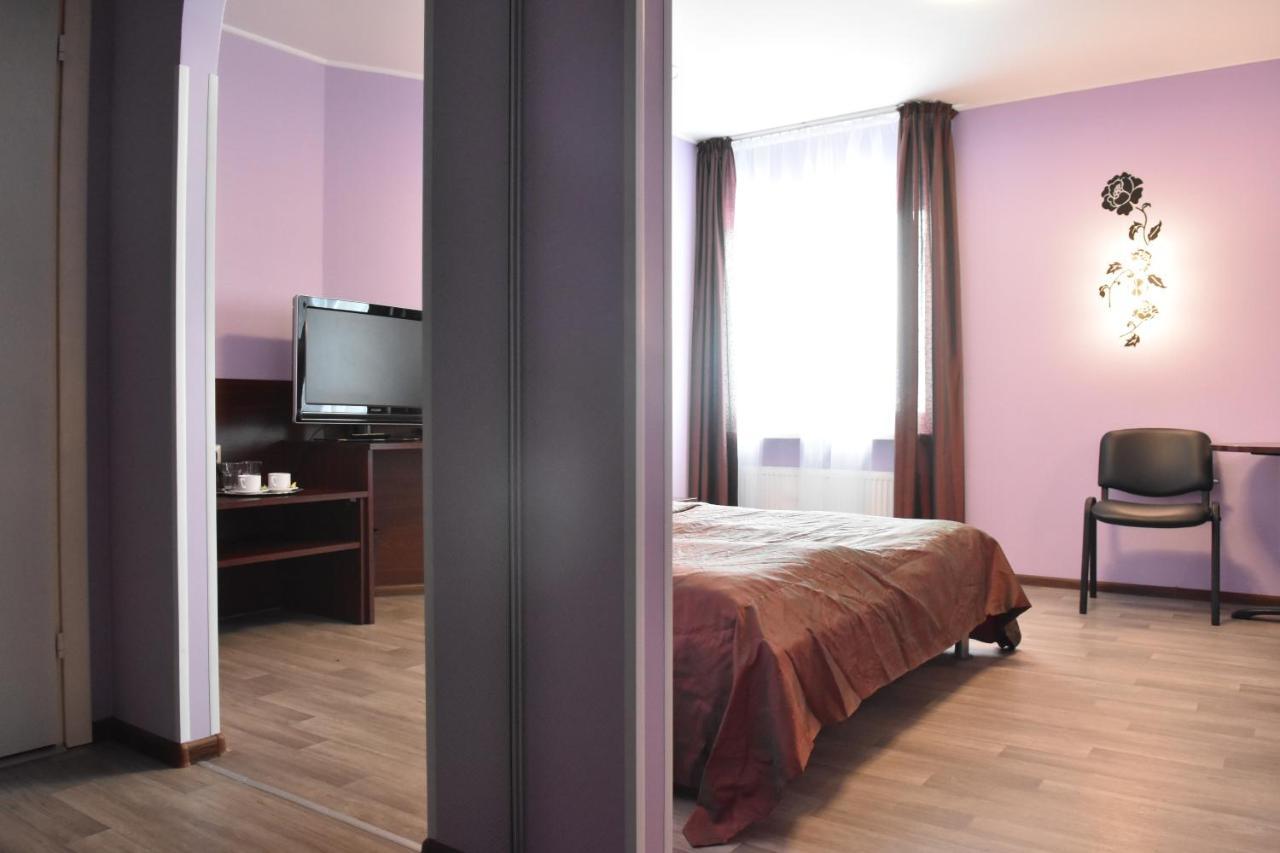 Hotel Albatross Рига Екстериор снимка