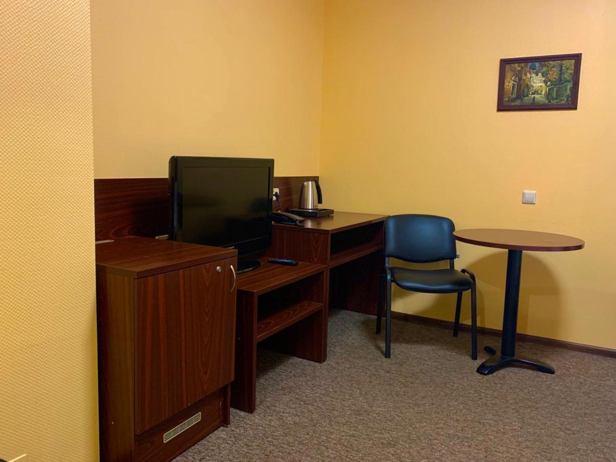 Hotel Albatross Рига Екстериор снимка